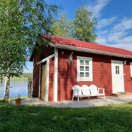 Mysig Stuga Med Sjoetomt, Naera Jaervsoebacken Екстер'єр фото