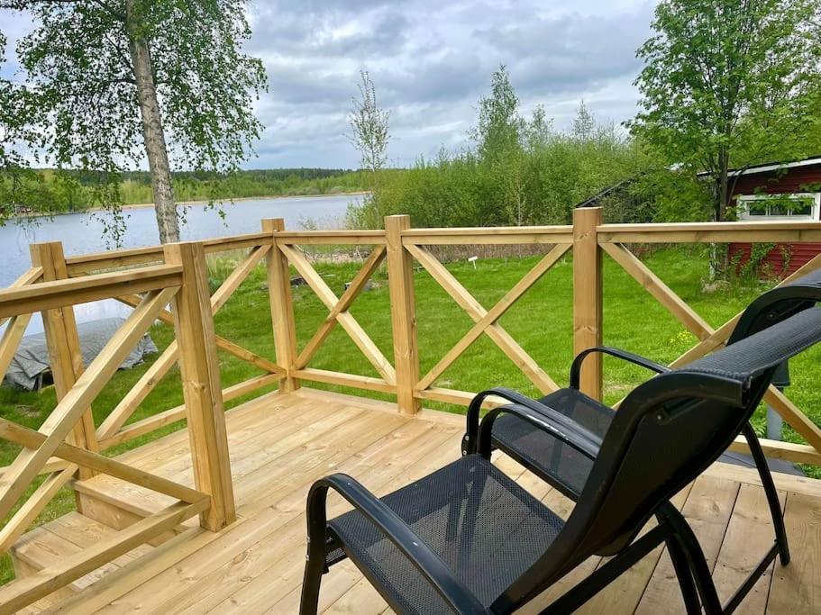 Mysig Stuga Med Sjoetomt, Naera Jaervsoebacken Екстер'єр фото